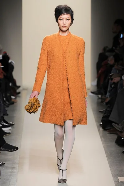 Look 3